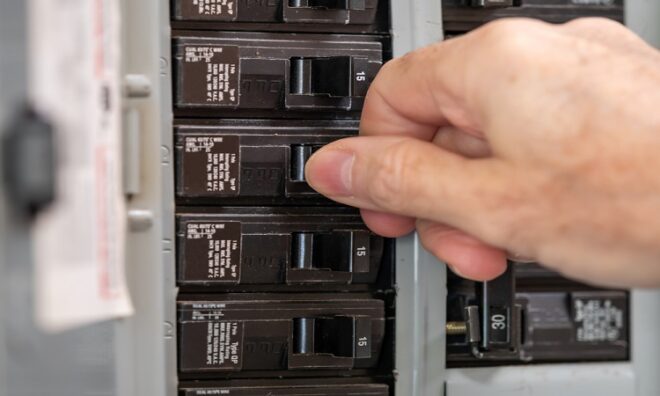 Global Circuit Breaker and Fuse Market